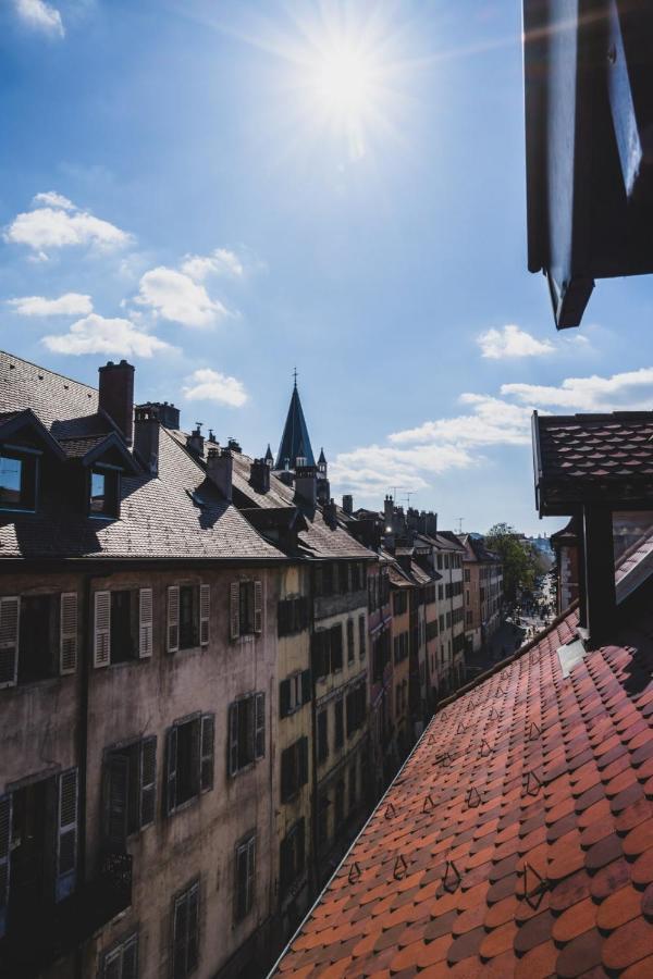 Le Septqatre - Grand Triplex Au Coeur De La Vieille Ville Annecy Buitenkant foto